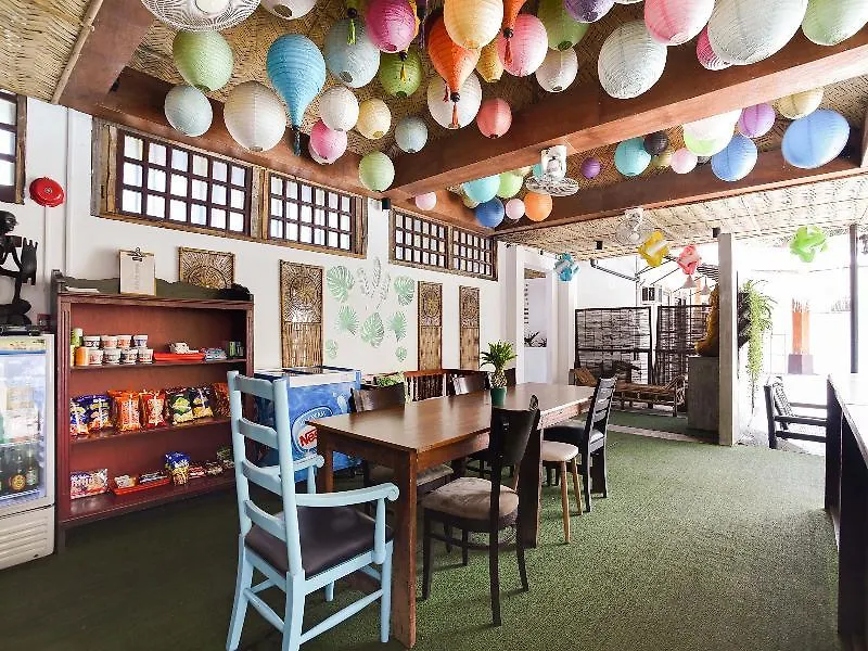 Отель Oyo 472 Poleng Villa Анхелес